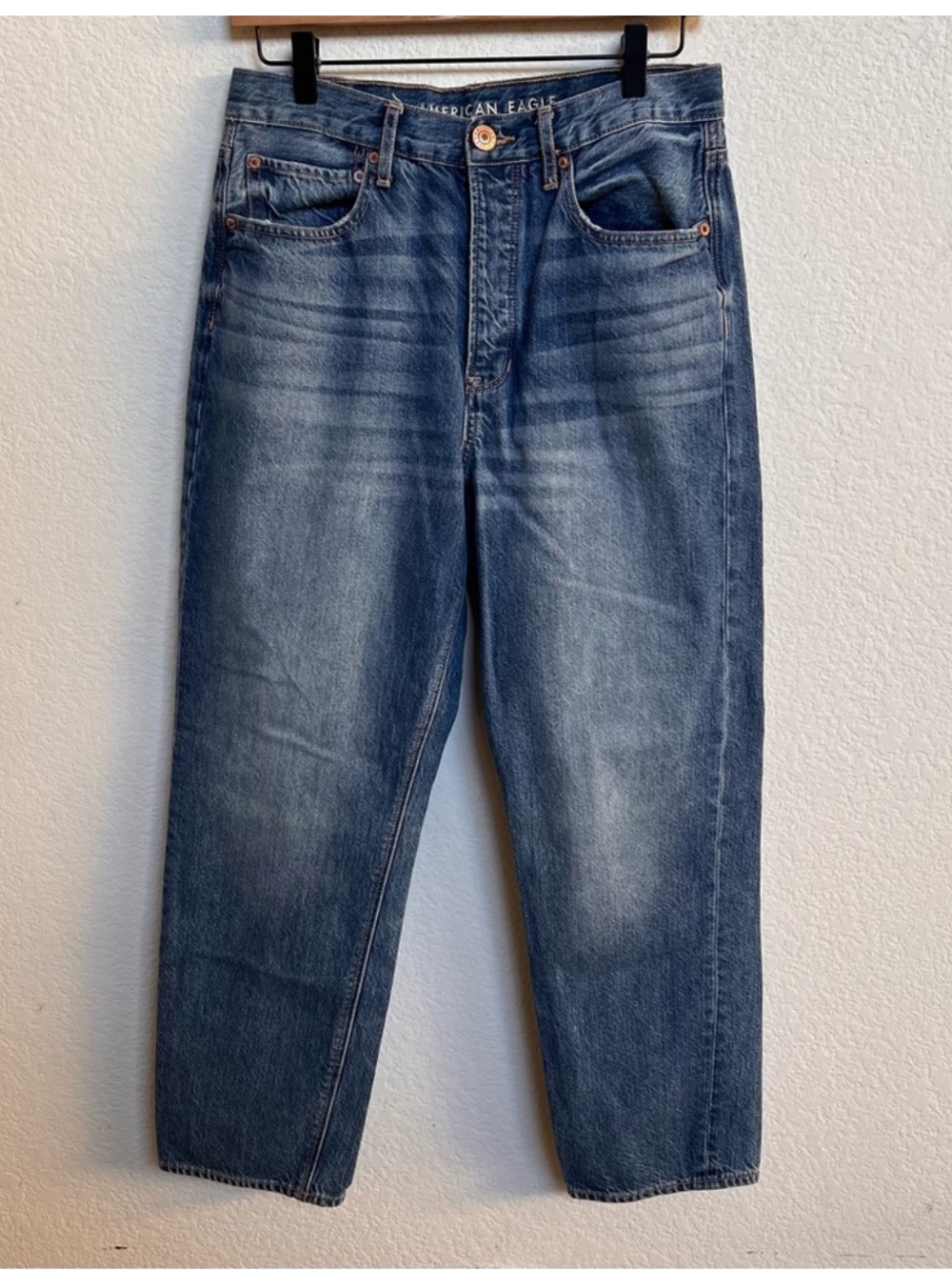 American Eagle 90's Boyfriend jeans high waisted button fly size 6
